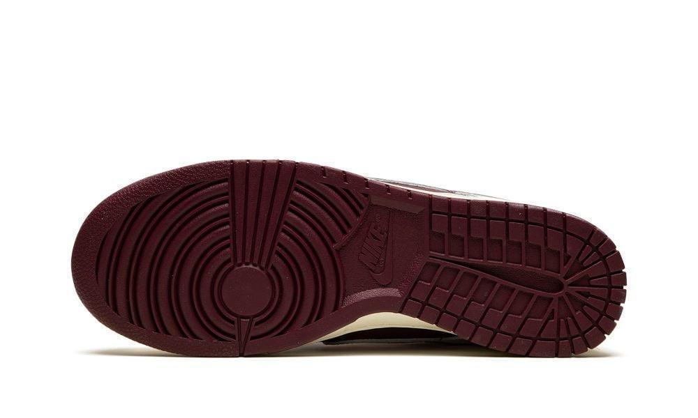 Dunk Low Retro PRM"Valentine's Day 2023"