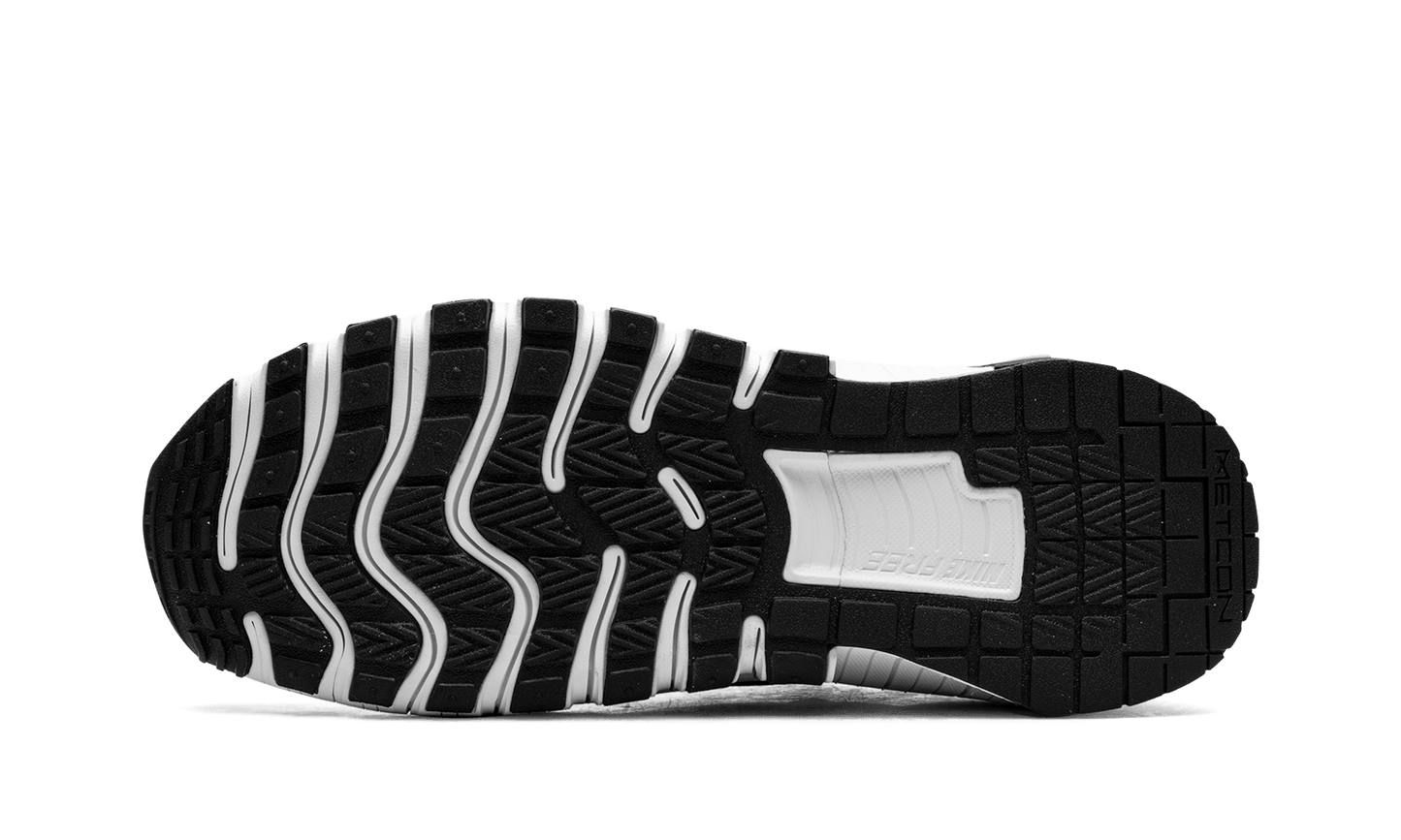 Nike Free Metcon 6 "Black / White"
