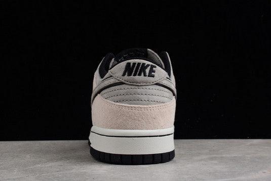 Nike SB Dunk Low "Steamboy OST White Black"