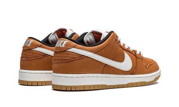 SB Dunk Low Pro ISO "Dark Russet"