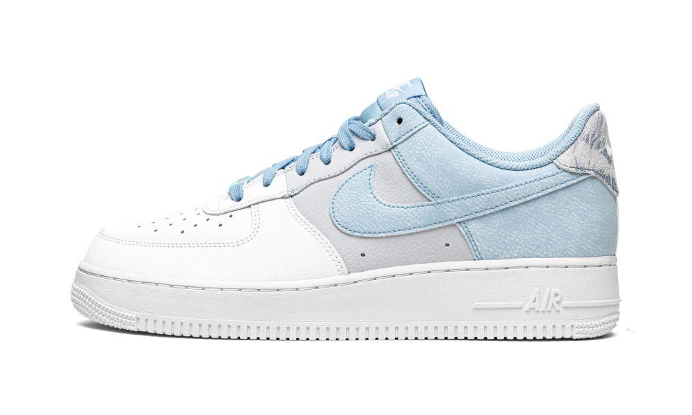 Nike Air Force 1 '07 LV8 "Psychic Blue"