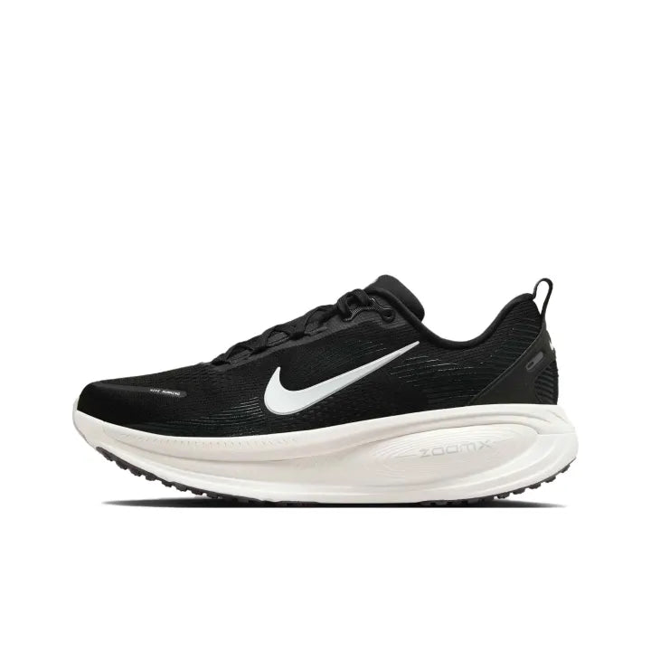 Nike Vomero 18 "black/white"