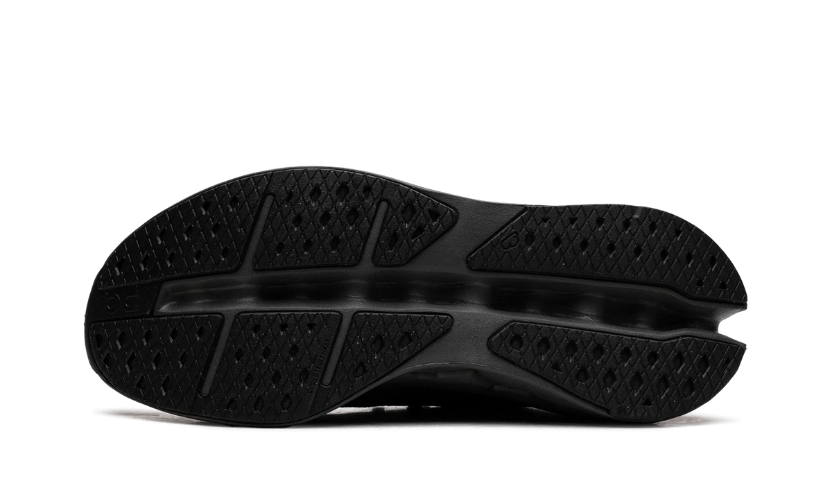 On Running Cloudsurfer Max "Black / Eclipse"