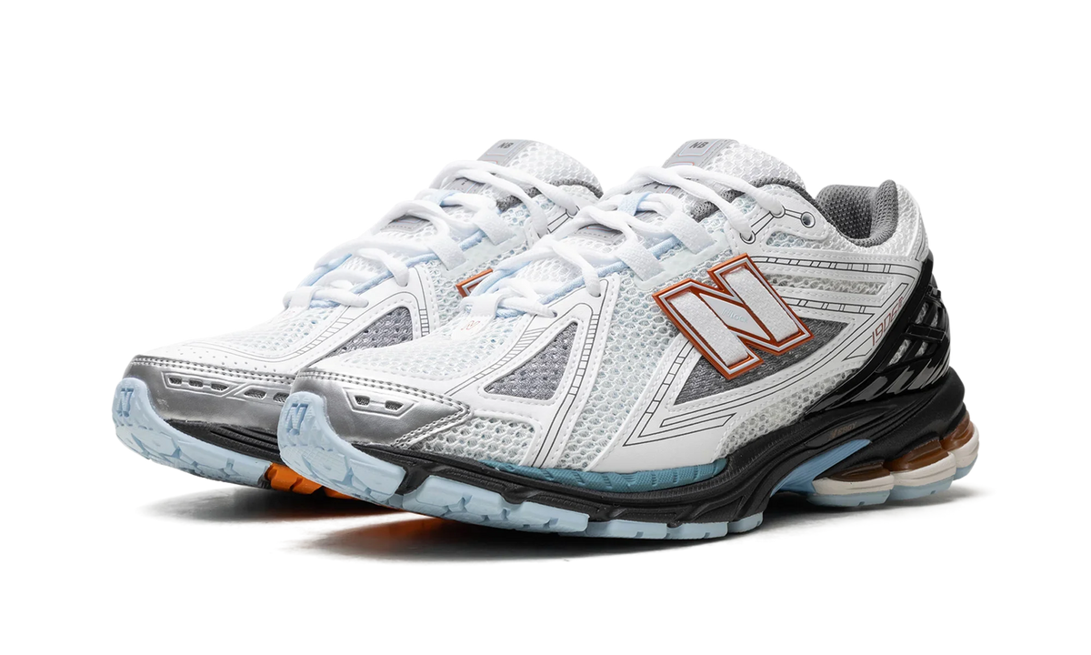 New Balance 1906R "White / Black / Copper"