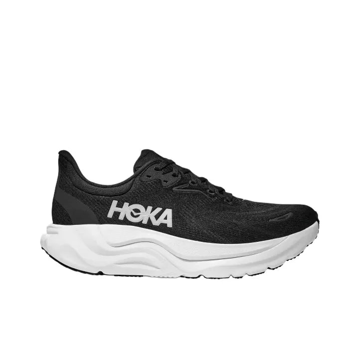 Hoka Arahi 8 "Black / White"