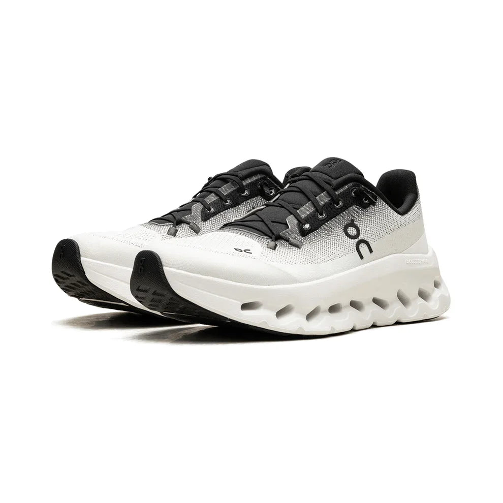 On Running Cloudtilt "Black/Ivory"