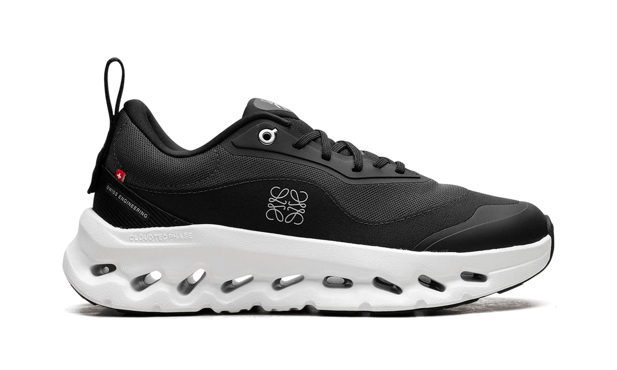On running Cloudtilt "Loewe - Black"