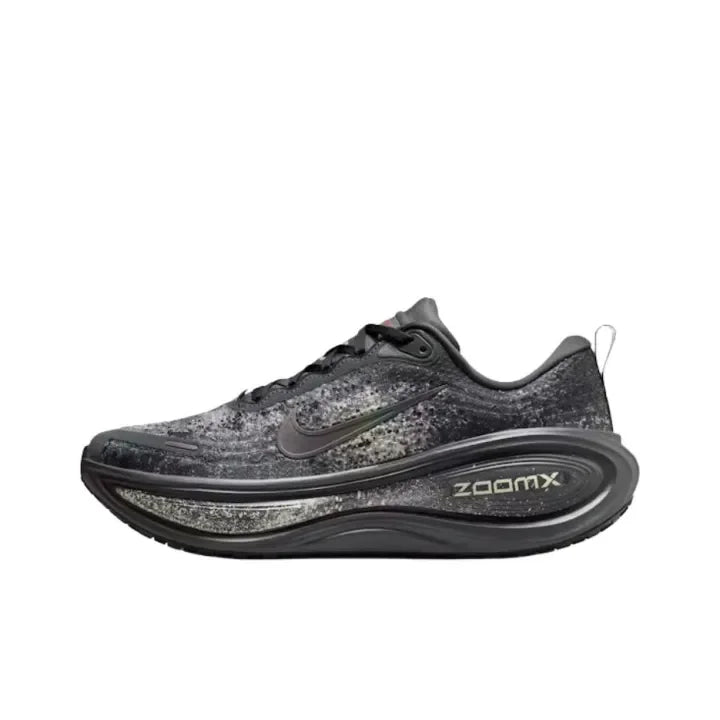 Nike Vomero Plus "Anthracite / Oatmeal"