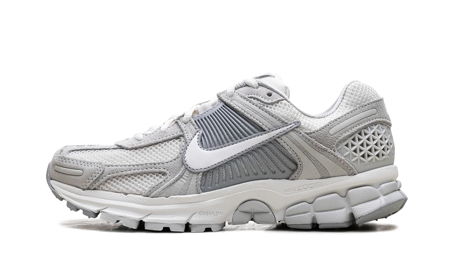 Zoom Vomero 5 WMNS
"Pure Platinum"