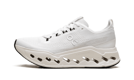 On running Cloudsurfer Max "White"