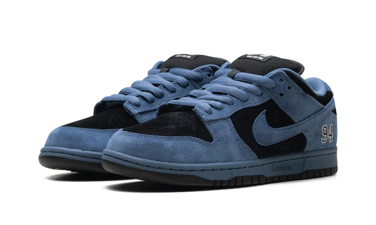 Nike SB Dunk Low "Supreme - Ocean Fog"