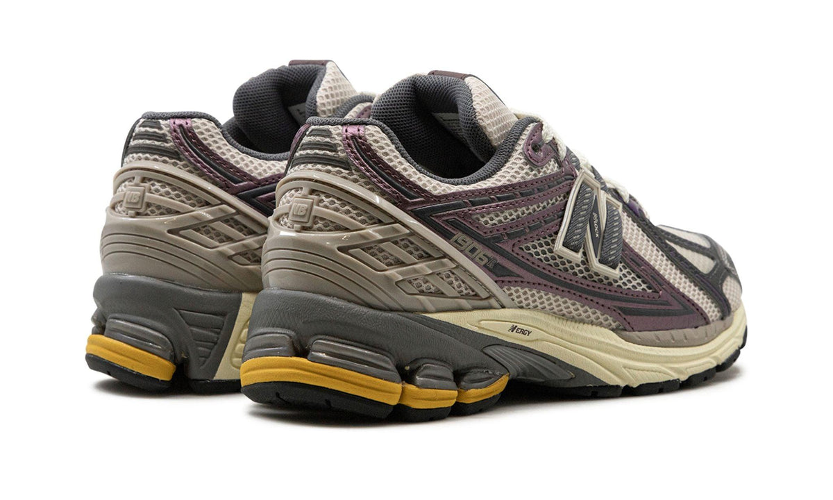 New Balance 1906R "Licorice"