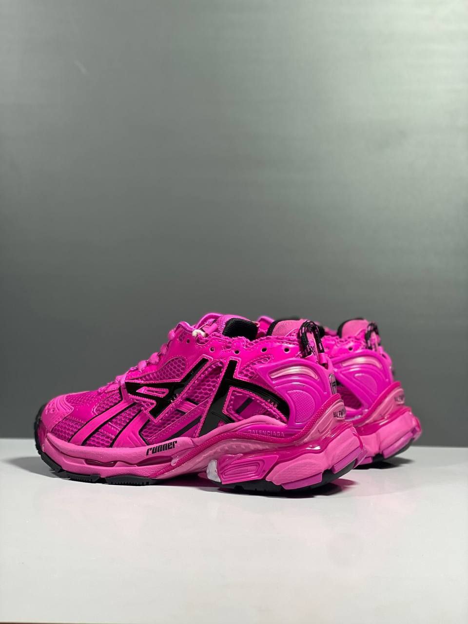 Balenciaga Runner – Sneakers