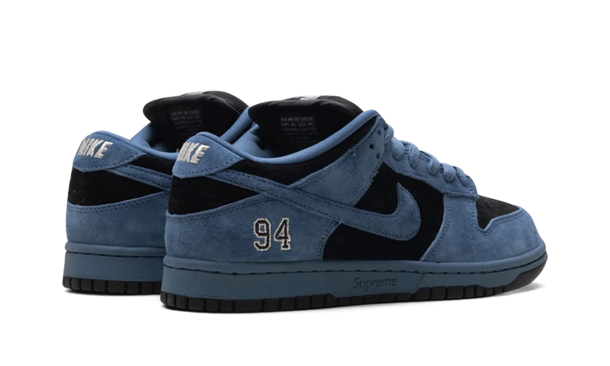 Nike SB Dunk Low "Supreme - Ocean Fog"