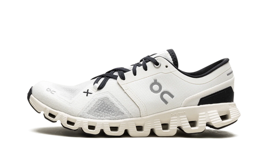 On Running Cloud X 3 "Ivory / Black"