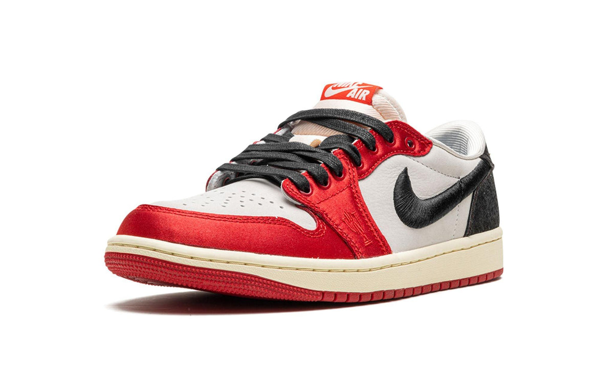 Jordan Air Jordan 1 "Trophy Room - Away"